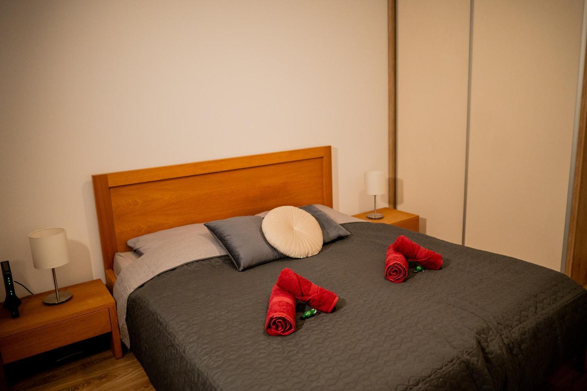 Old Town City Center Apartment 1 - Private Parking Included Košice Exteriér fotografie