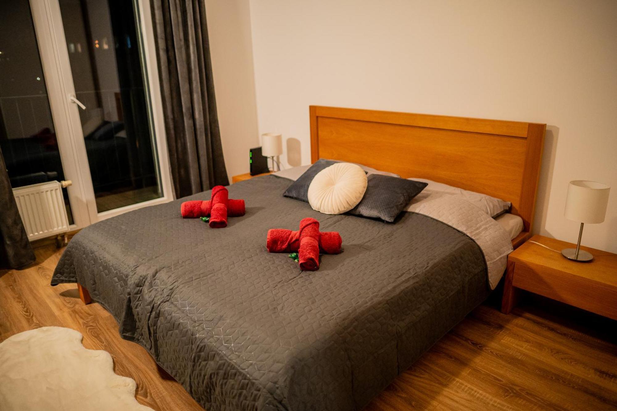 Old Town City Center Apartment 1 - Private Parking Included Košice Exteriér fotografie