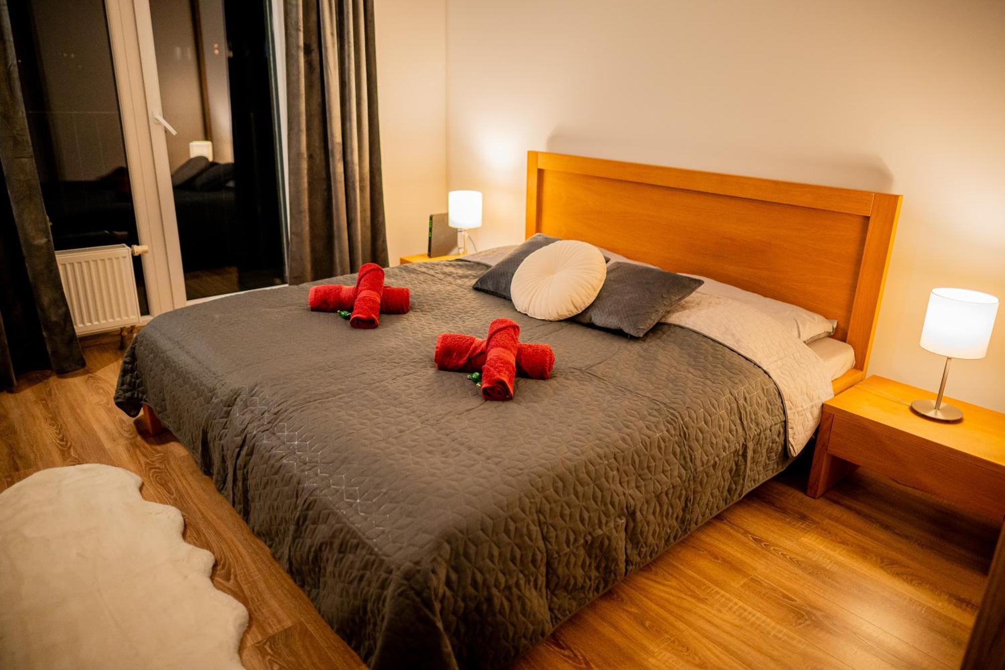 Old Town City Center Apartment 1 - Private Parking Included Košice Exteriér fotografie